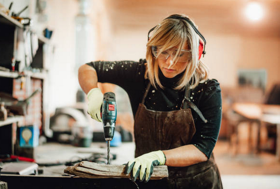 Australian Using Power Tools